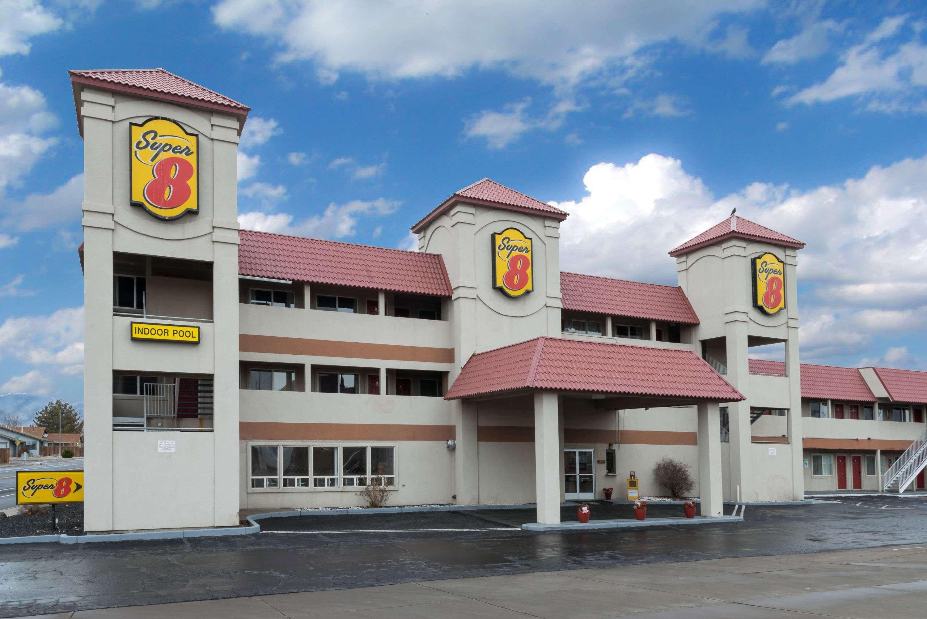 Hotel Super 8 By Wyndham Fernley Exterior foto
